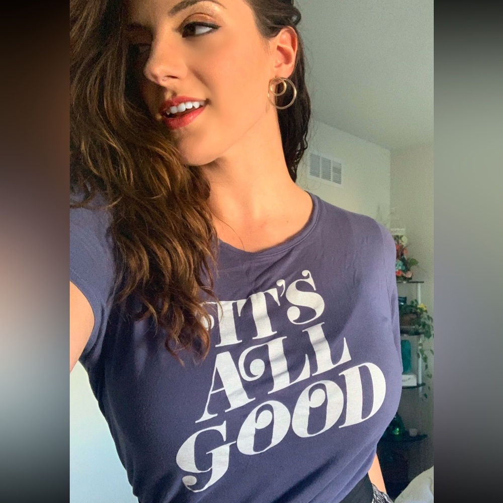 🕊️It's All Good Soft Tee🕊️
